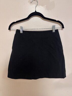 Wool Skirt with pockets